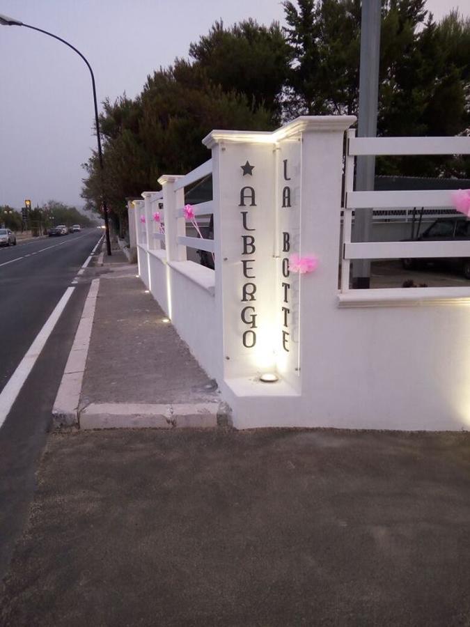 Albergo Labotte เวียสเต ภายนอก รูปภาพ